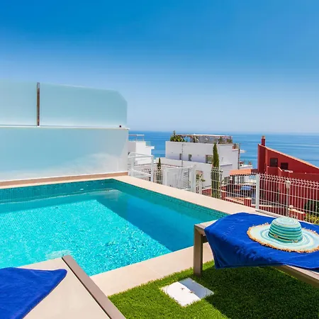 Bayviewhills Amazing & Padel By Interhome Apartmán *